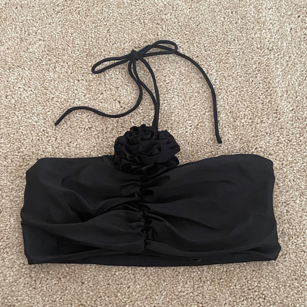 Forever 21 Black Strapless Crop Top with Floral Accent